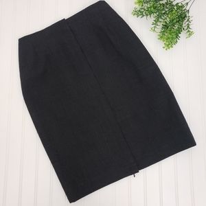 Worth Wool Pencil Skirt Dark Gray Zip Front size 4 Career Wear